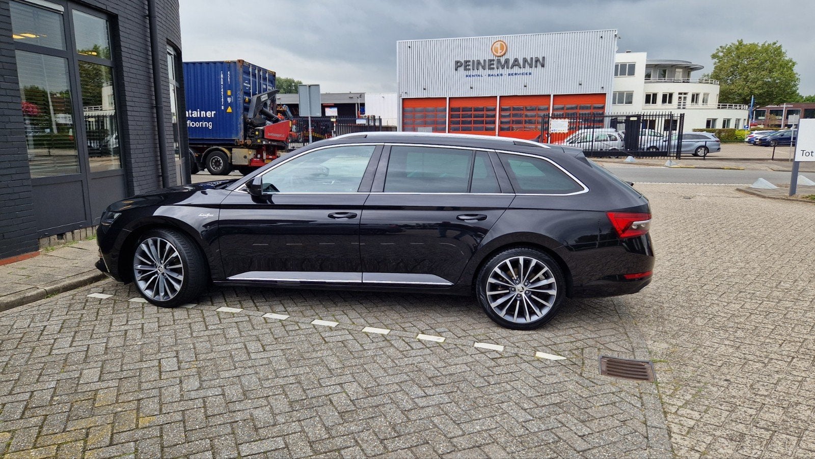 Skoda Superb 1.5 TSI Greentech ACT 150pk, Dsg-7, L&K, 1498 cc, 4 cilinders, Zwart, Particulier