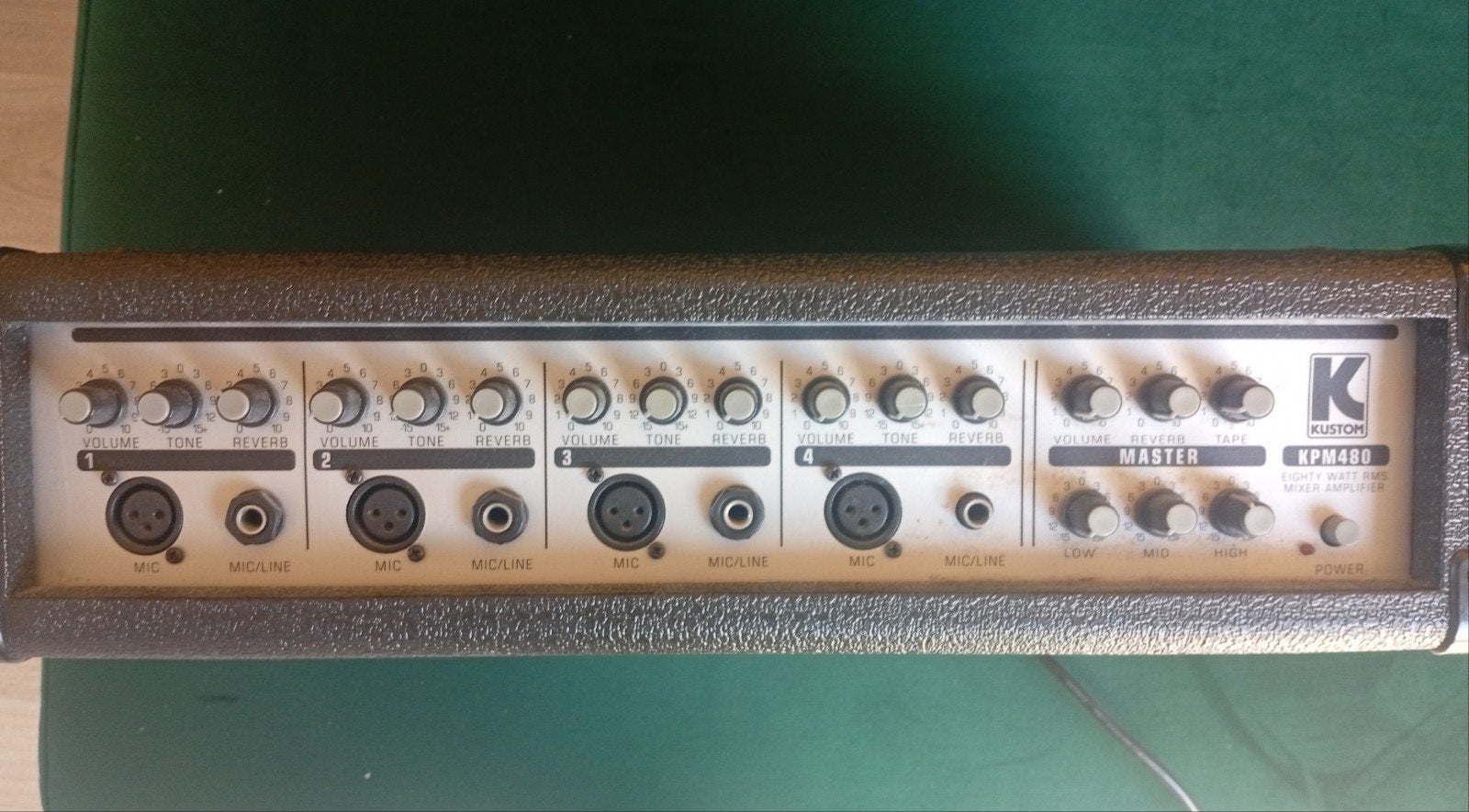 Kustom KPM480 Powermixer - 480 Watt PA-systeem, Ophalen of Verzenden, Zo goed als nieuw, Minder dan 500 watt, P.A.