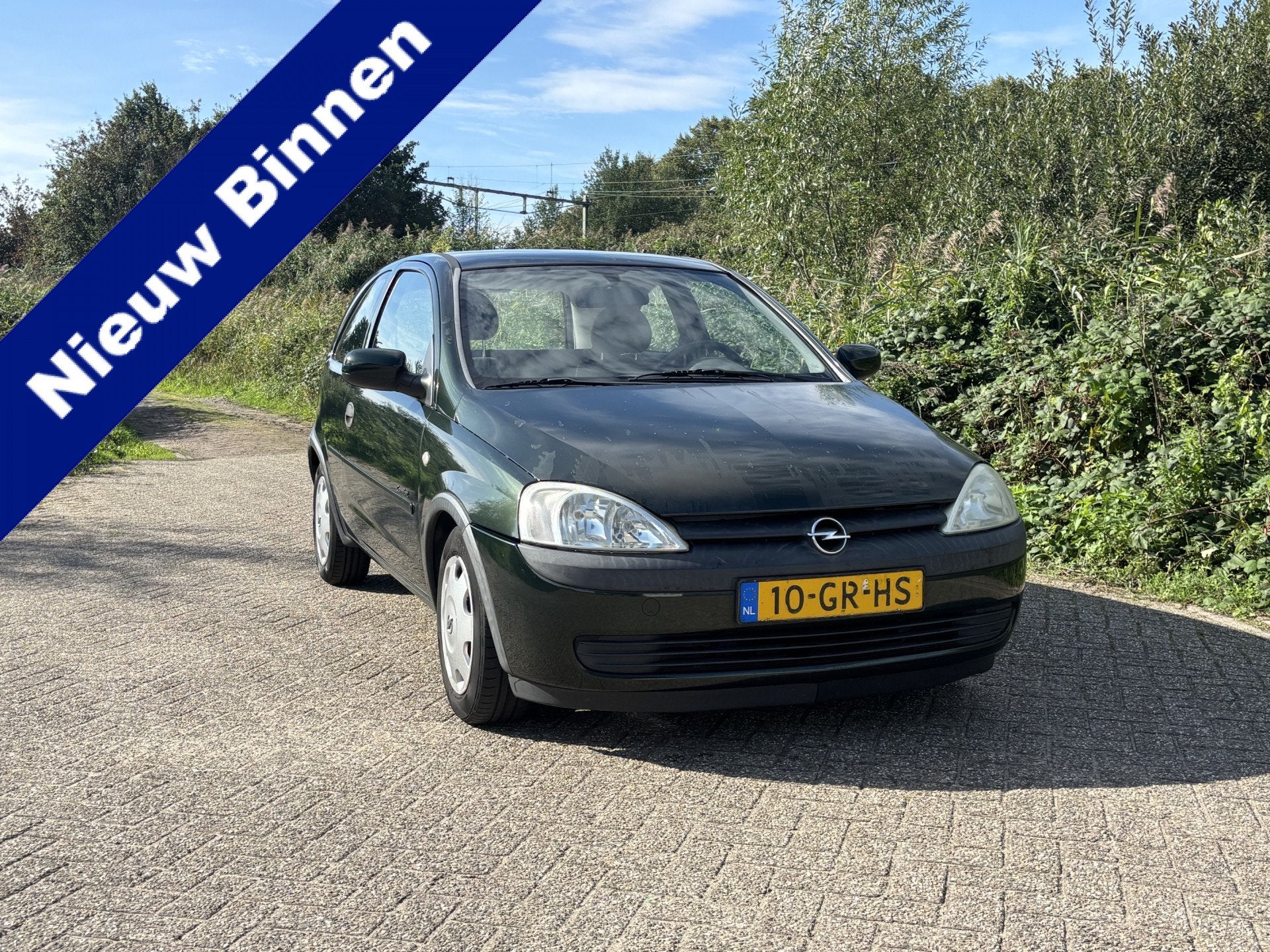 Opel Corsa 1.2-16V Comfort Nieuwe Apk (bj 2001), Auto's, Voorwielaandrijving, Stof, Zwart, 1199 cc