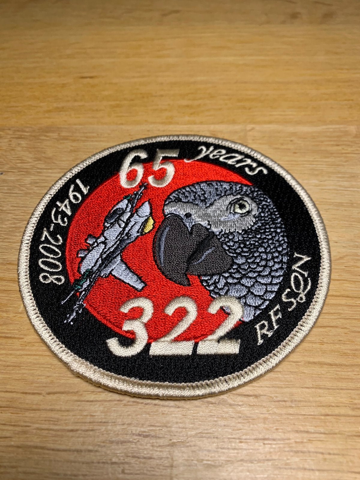 Patch F16 322sqn 65 jaar F16 EHLW gouden draad, Verzenden, Luchtmacht, Nederland, Embleem of Badge