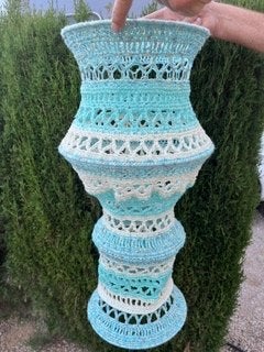 Gehaakte  Ibiza lamp fuik lamp wit turkoois hoogte 75 cm., Overige materialen, 50 tot 75 cm, Nieuw, Ophalen of Verzenden