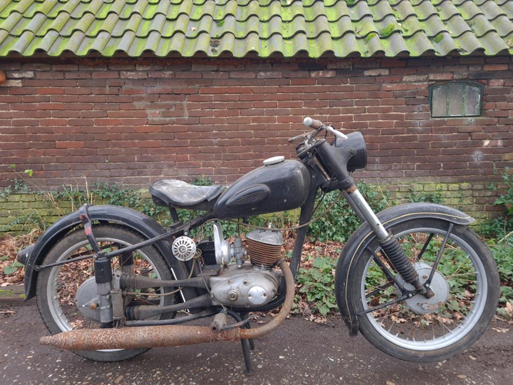 MZ RT 125 - jaren 50 - project schuurvondst, Motoren