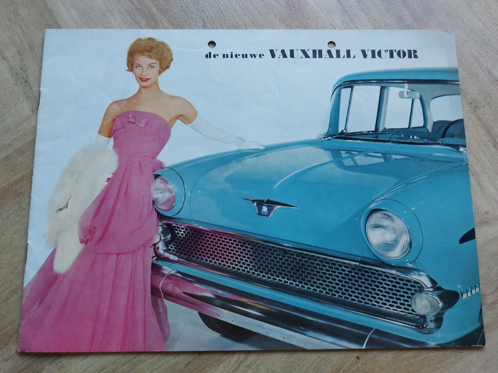 Vauxhall Victor NL folder geperforeerd, Ophalen of Verzenden, Zo goed als nieuw, Overige merken