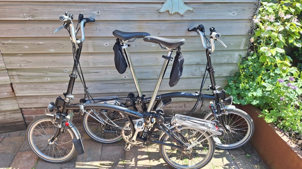 2 Bromptons 6 versn. in hoogte verstelbaar stuur en zadel, Ophalen, Gebruikt, Brompton, Velgrem