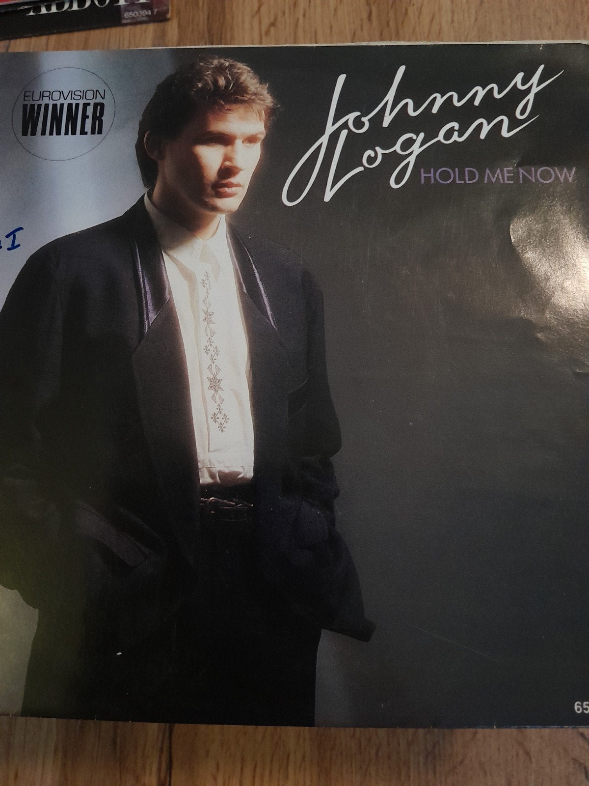 Johnny logan 7inch hold me now, Ophalen of Verzenden, Zo goed als nieuw, Pop