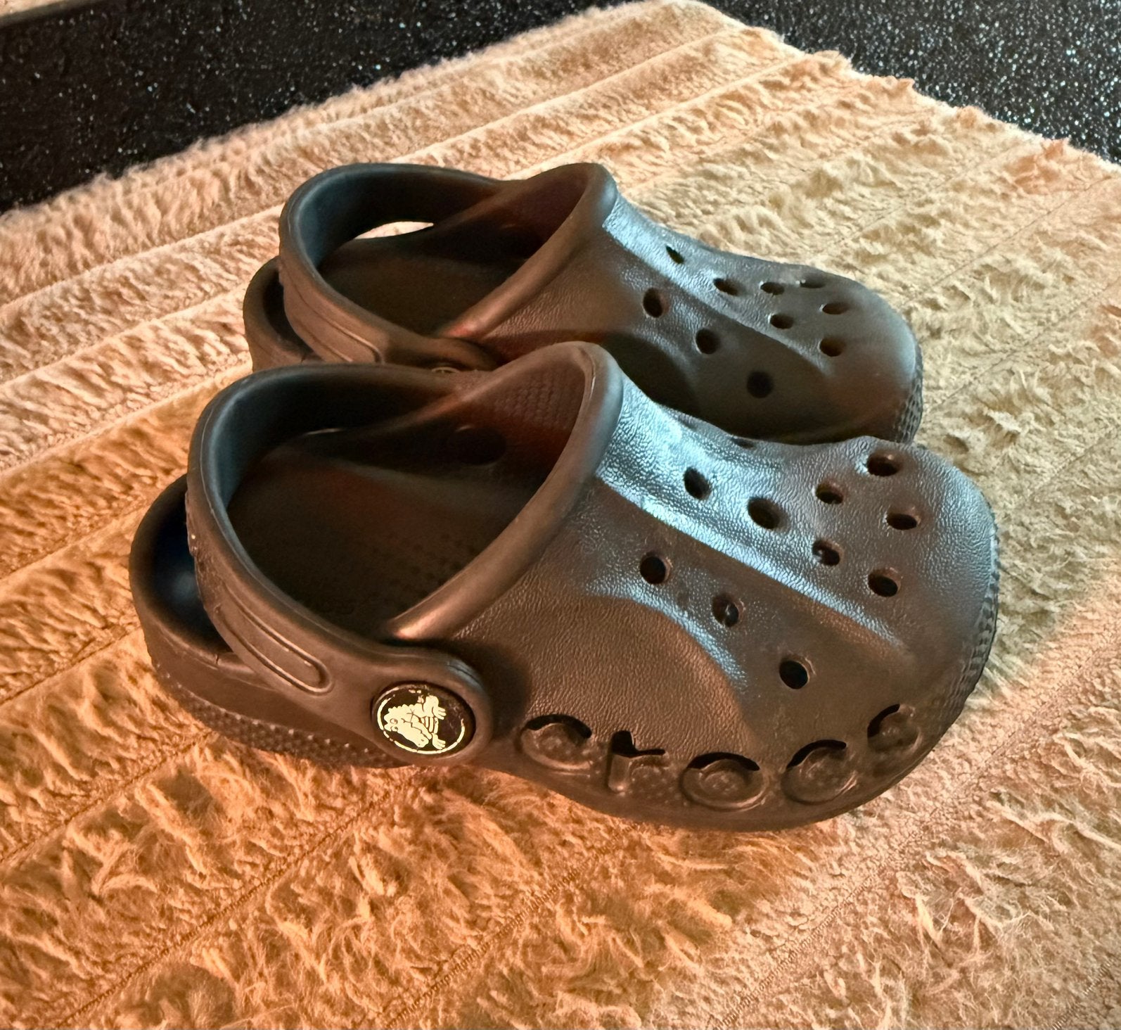 Crocs kids 23, Ophalen of Verzenden, Zo goed als nieuw, Zwart