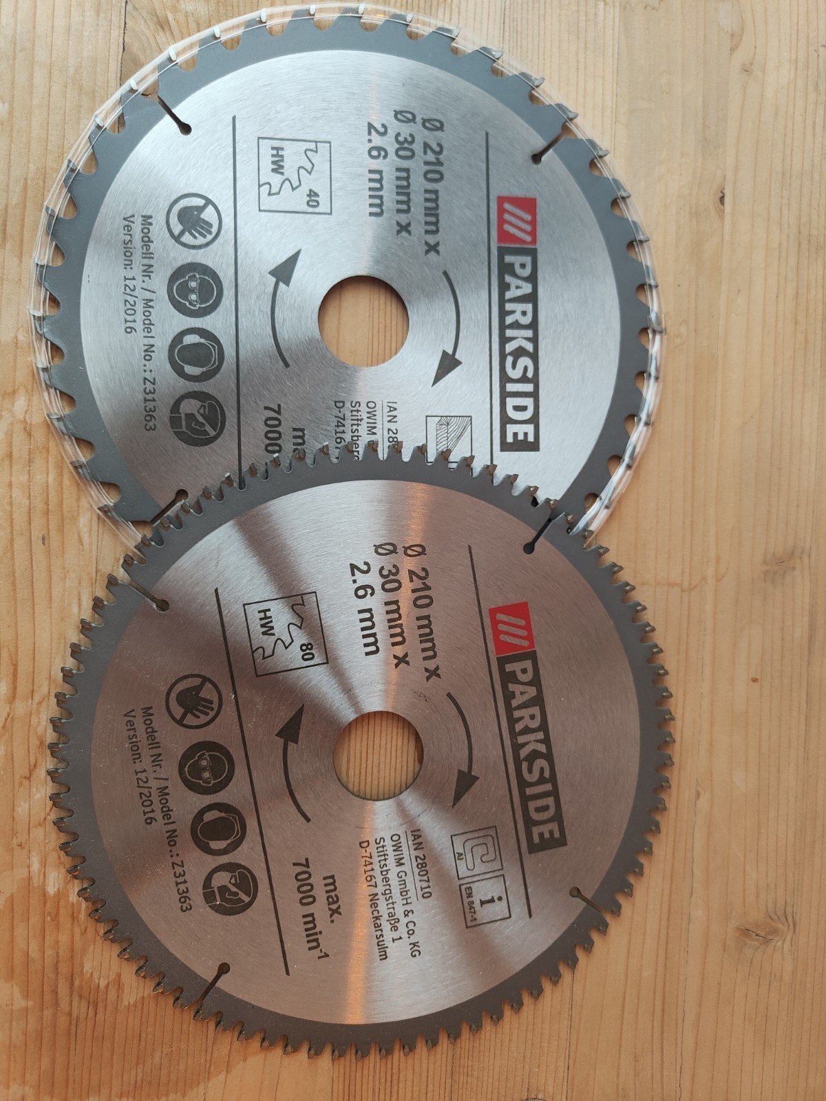 Zaagblad (2x) nieuw Parkside afkortzaag 210mm, Ophalen of Verzenden, Nieuw