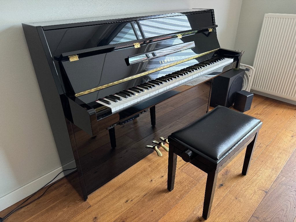 Yamaha B1 Silent piano zwart hoogglans, Muziek en Instrumenten, Piano's, Ophalen, Zwart, Zo goed als nieuw, Piano
