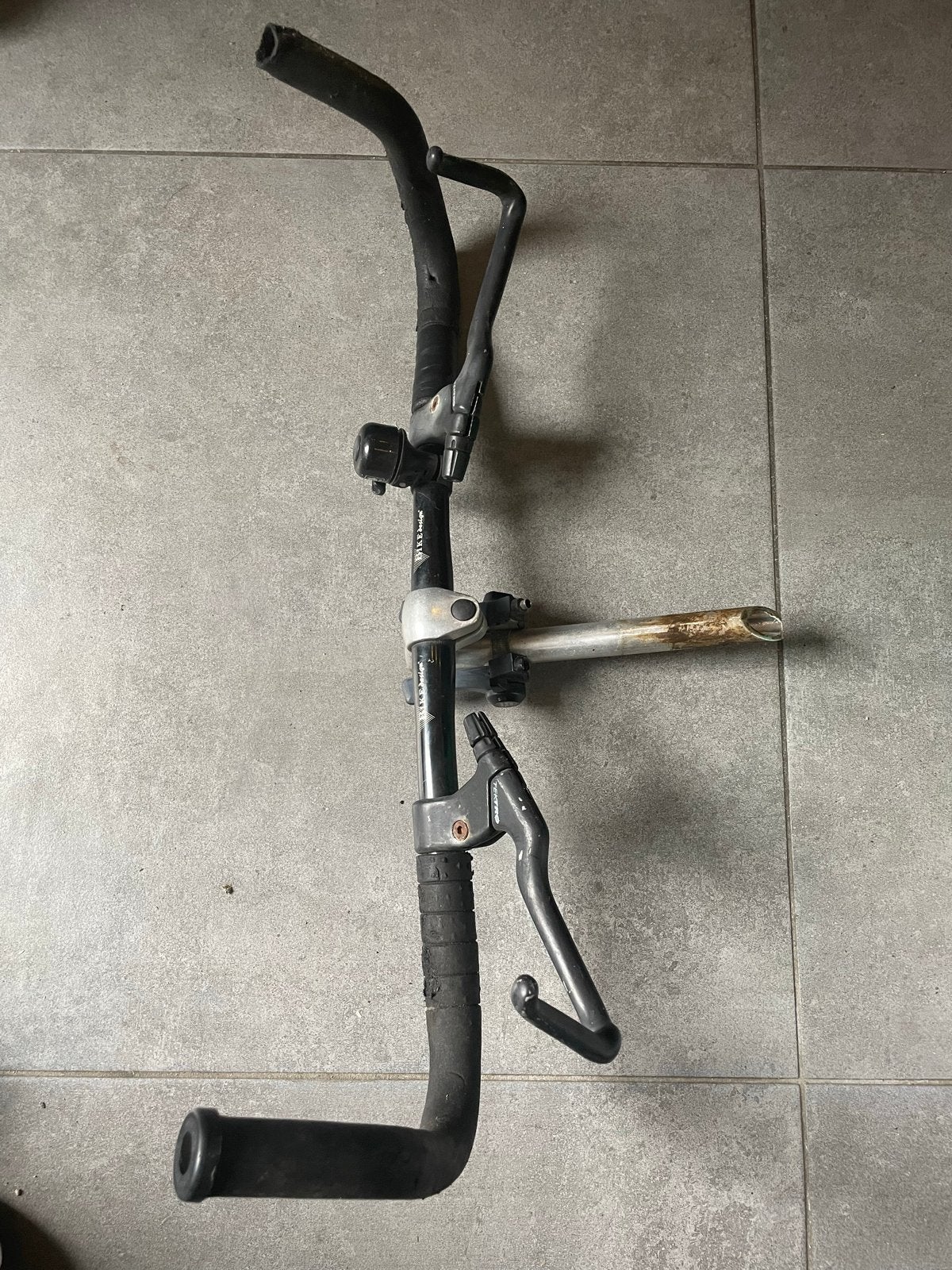 BIKEdesign fietsstuur met versnellingen, remgrepen en bel, Fietsen en Brommers, Ophalen, Gebruikt, Stuur, Aluminium