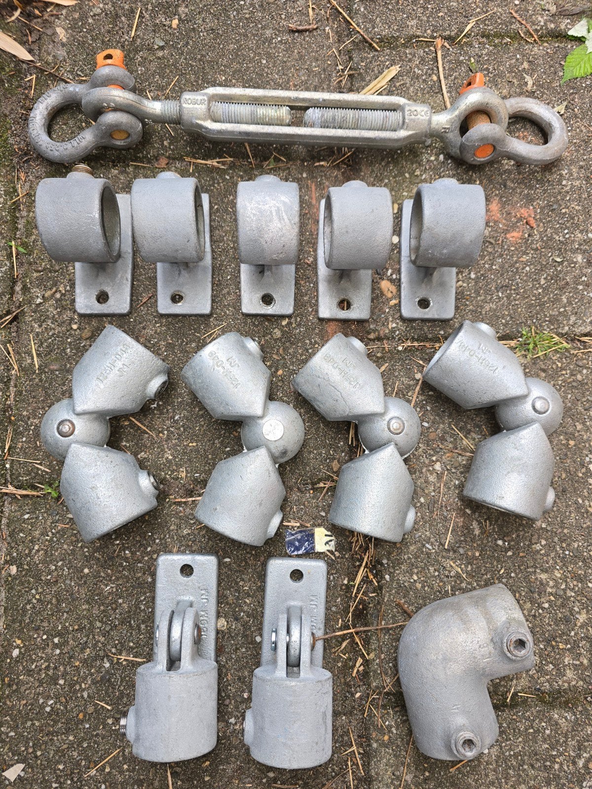 Diverse steigerbuis koppelstukken 48mm., Doe-het-zelf en Verbouw, IJzerwaren en Bevestigingsmiddelen, Ophalen of Verzenden, Gebruikt