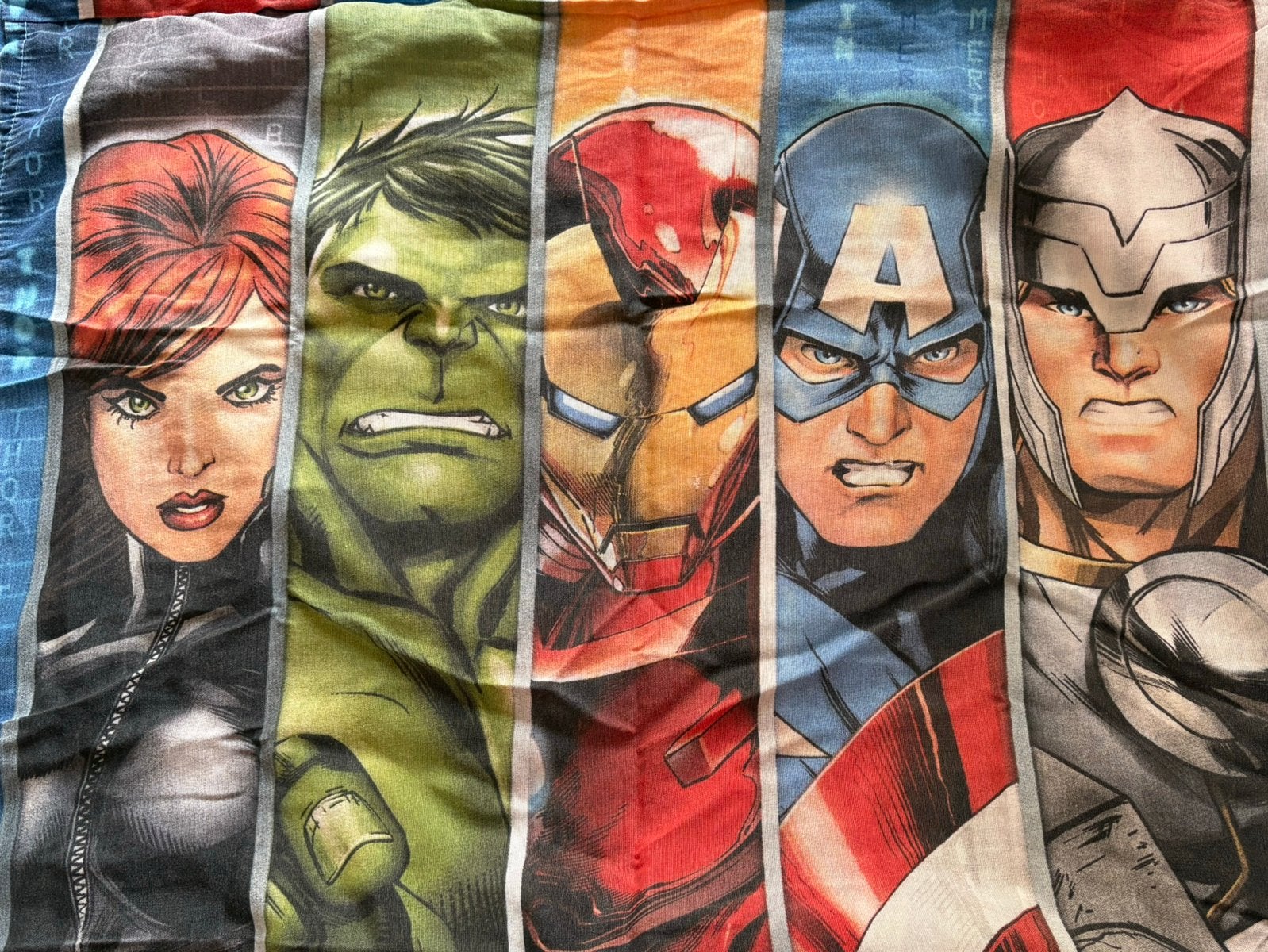 Avengers dekbedovertrek + kussensloop, Blauw, Ophalen of Verzenden, Zo goed als nieuw, Dubbelzijdig