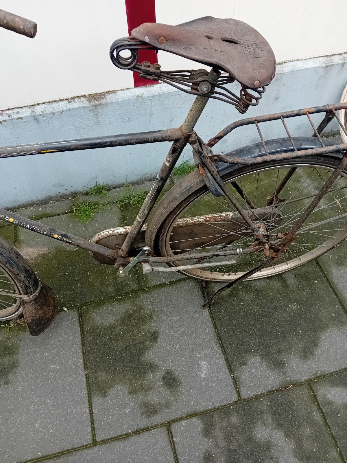 te koop 2 oldtimer fietsen Gazelle en Phoenix 35 euro, Ophalen of Verzenden