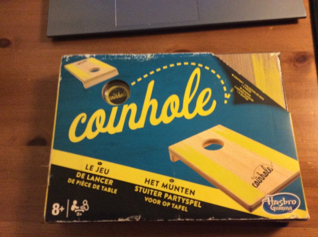 Coinhole. gezelschapsspel van Hasbro. Nieuw, Ophalen of Verzenden, Nieuw, Hasbro