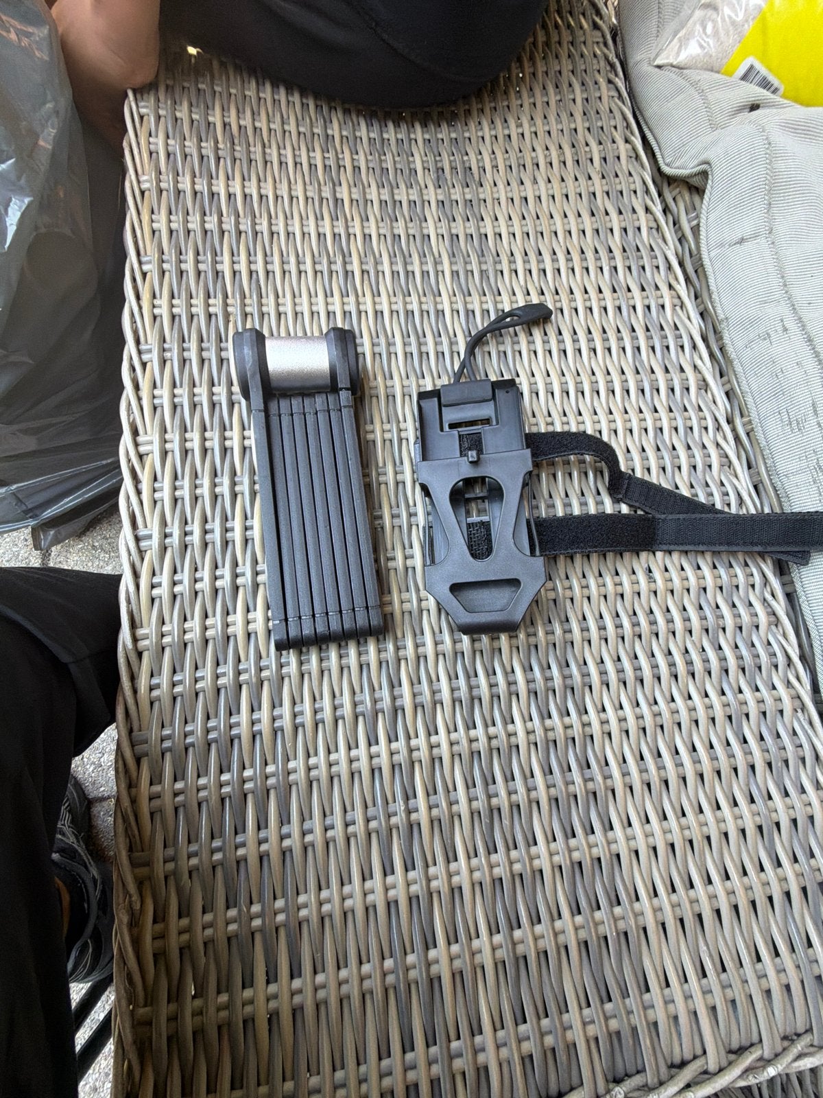 Vouwslot met houder voor fiets, Ophalen, Gebruikt, Vouwslot