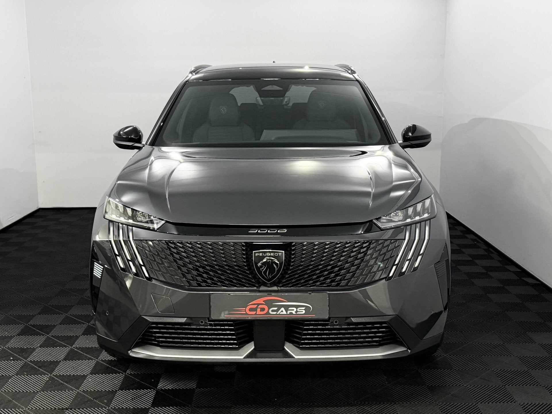Peugeot 5008 1.2 Hybrid 145 GT 7P Camera, Navi, Virtual desk, Gebruikt, 1199 cc, Bedrijf, Hybride Elektrisch/Benzine
