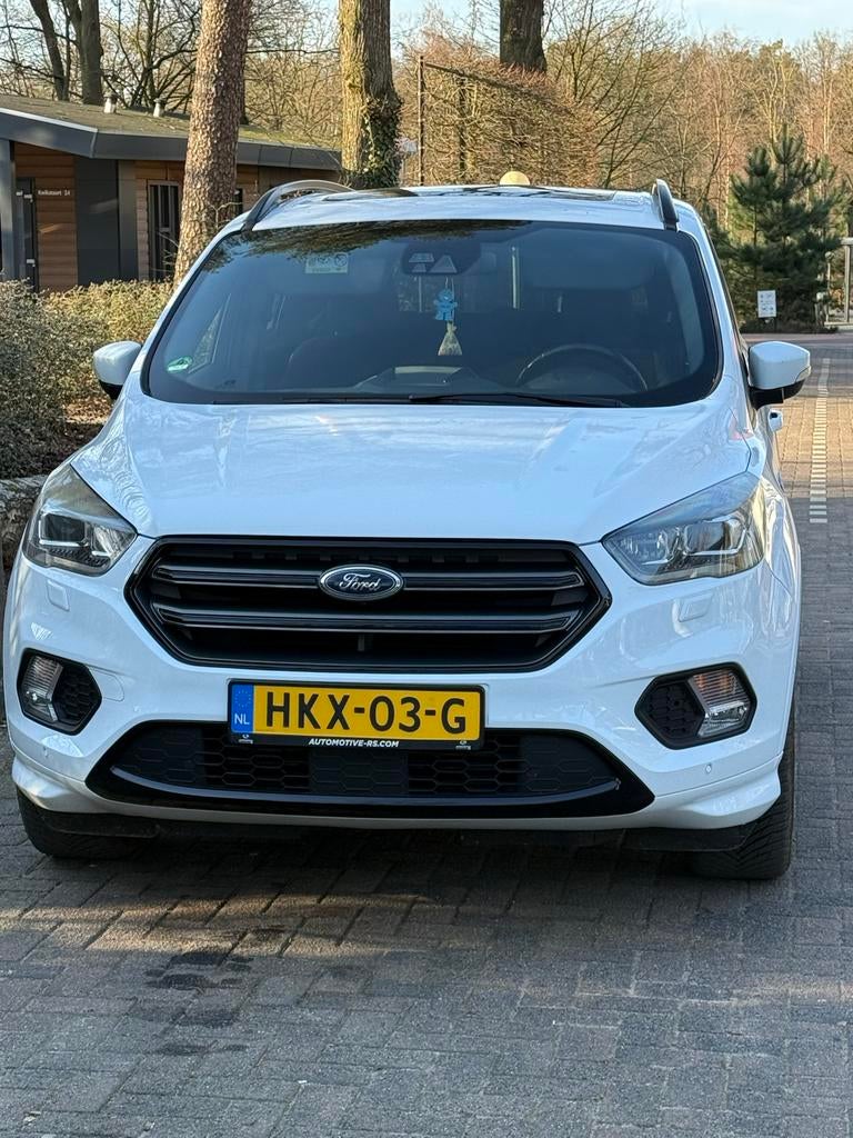 Ford Kuga 2.0 242pk 4WD Powershift 2018 Wit, Auto's, Ford, 4 cilinders, Wit, 11 km/l, Vierwielaandrijving