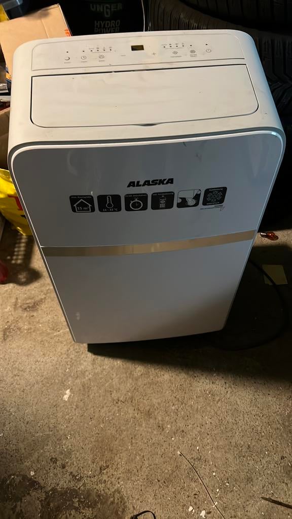 Alaska 8000 btu/h, Minder dan 60 m³, 3 snelheden of meer, Ophalen of Verzenden, Zo goed als nieuw