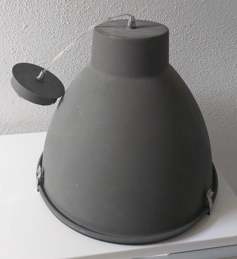 Industriële hanglamp, Ophalen, Gebruikt
