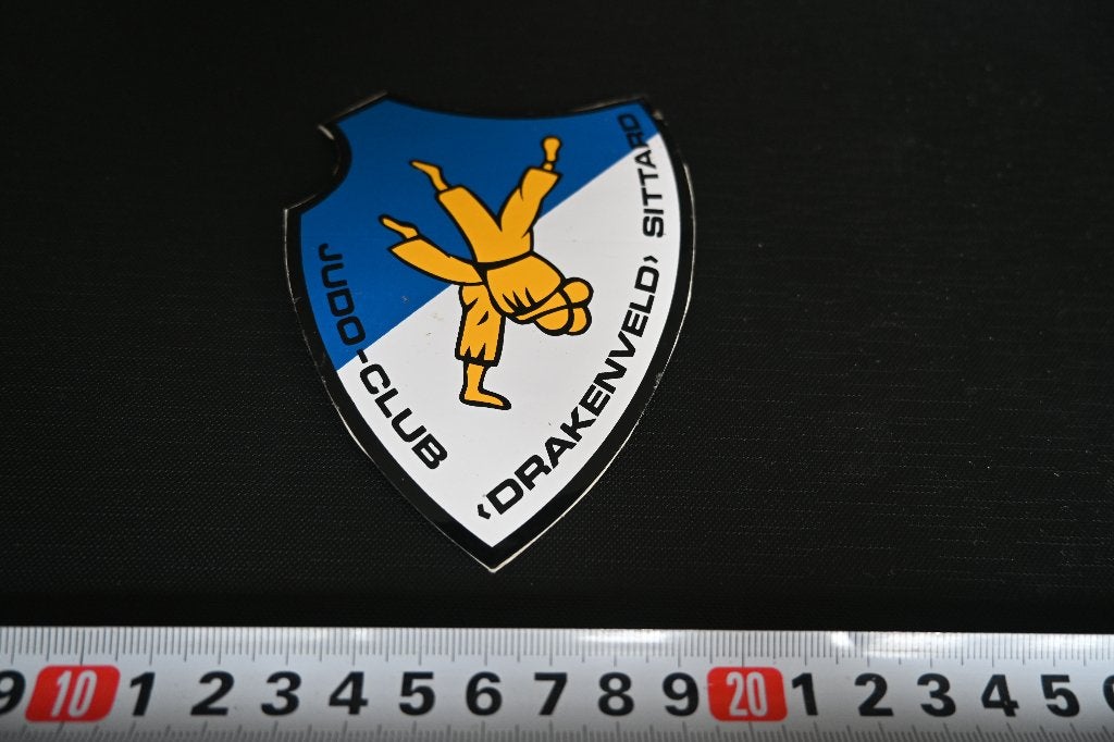 sticker Sittard Judo - club  DRAKENVELD, Verzamelen, Ophalen, Zo goed als nieuw
