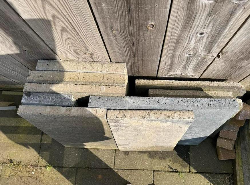 Tuintegels diverse maten - Gratis af te halen, Tuin en Terras, Tegels en Klinkers, Ophalen, Gebruikt, 10 m² of meer, Beton