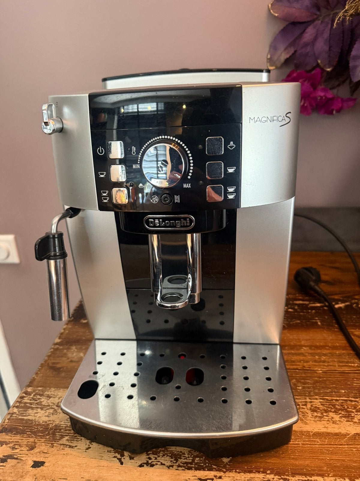 De’Longhi Magnifica S ECAM Volautomatische koffie machine, Witgoed en Apparatuur, Koffiezetapparaten, Koffiemachine, Gemalen koffie
