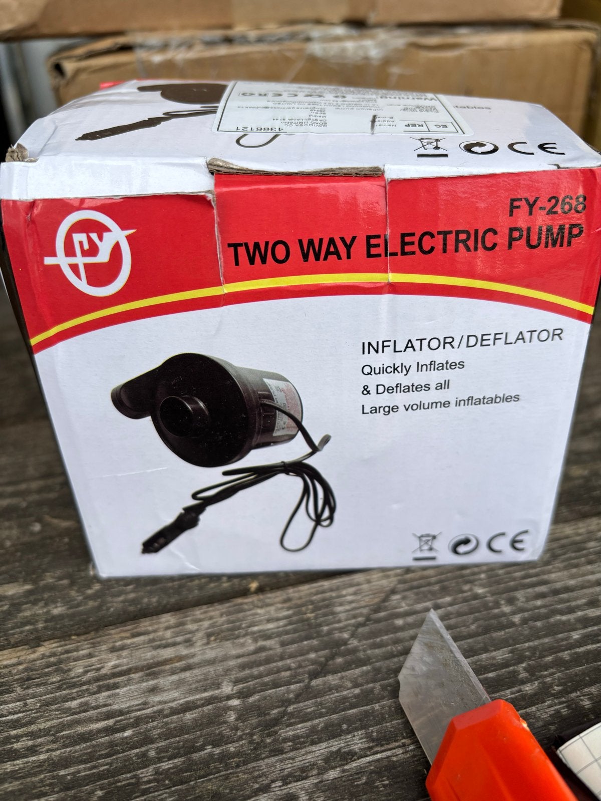 Twee-weg elektrische pomp - Opblazen en leeg laten lopen, Ophalen of Verzenden, Nieuw