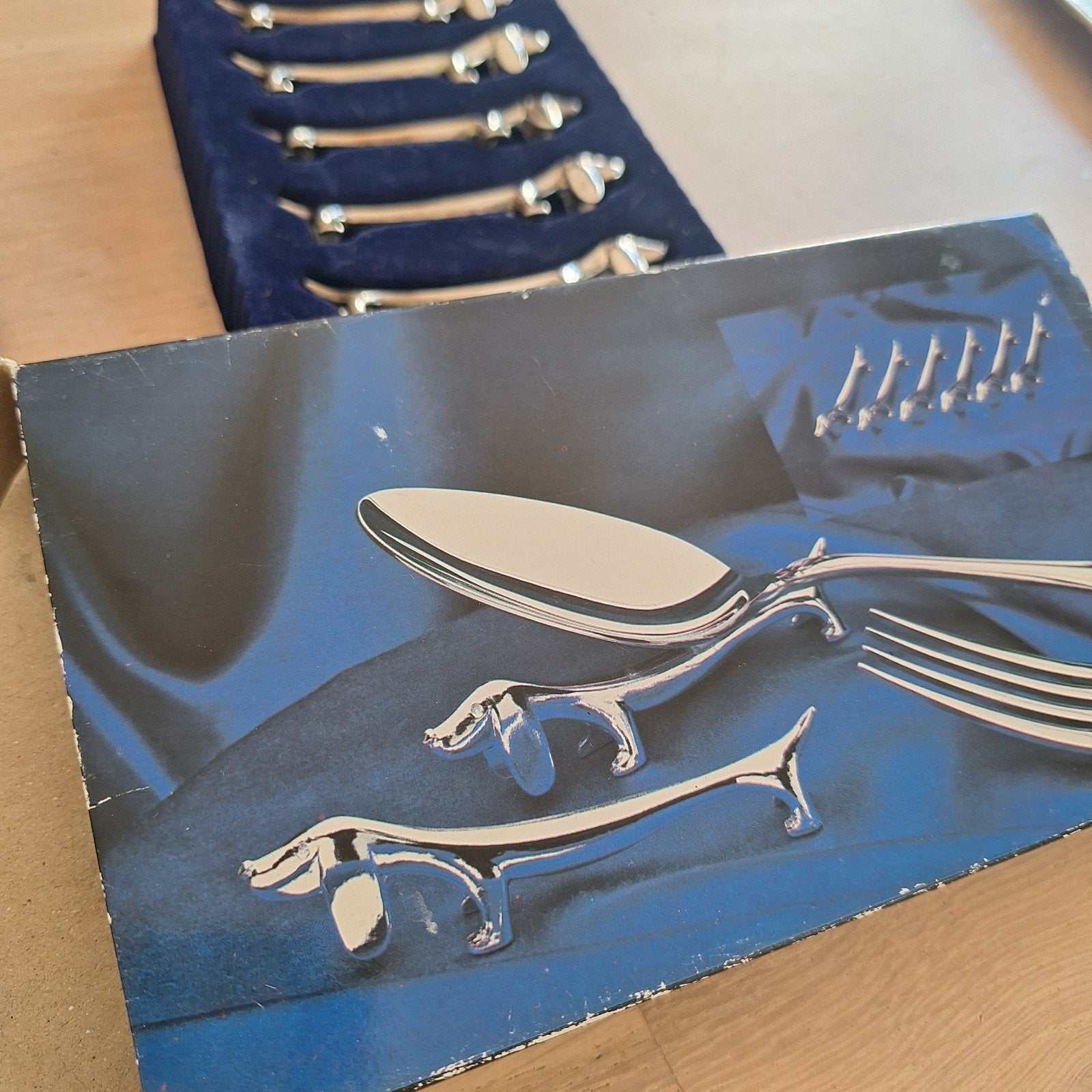Shape holder bestek leggers hond teckel dogs, Ophalen, Zo goed als nieuw, Overige materialen
