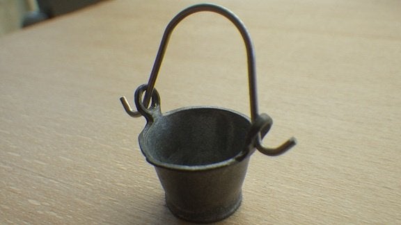 Poppenhuis: Zinken Emmer, Ophalen of Verzenden, Nieuw, Poppenhuis