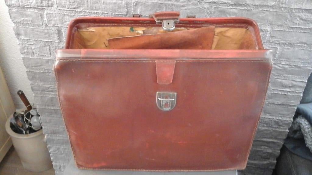 VINTAGE/ BROCANTE DOKTERSTAS LEER, Antiek en Kunst, Curiosa en Brocante, Ophalen of Verzenden