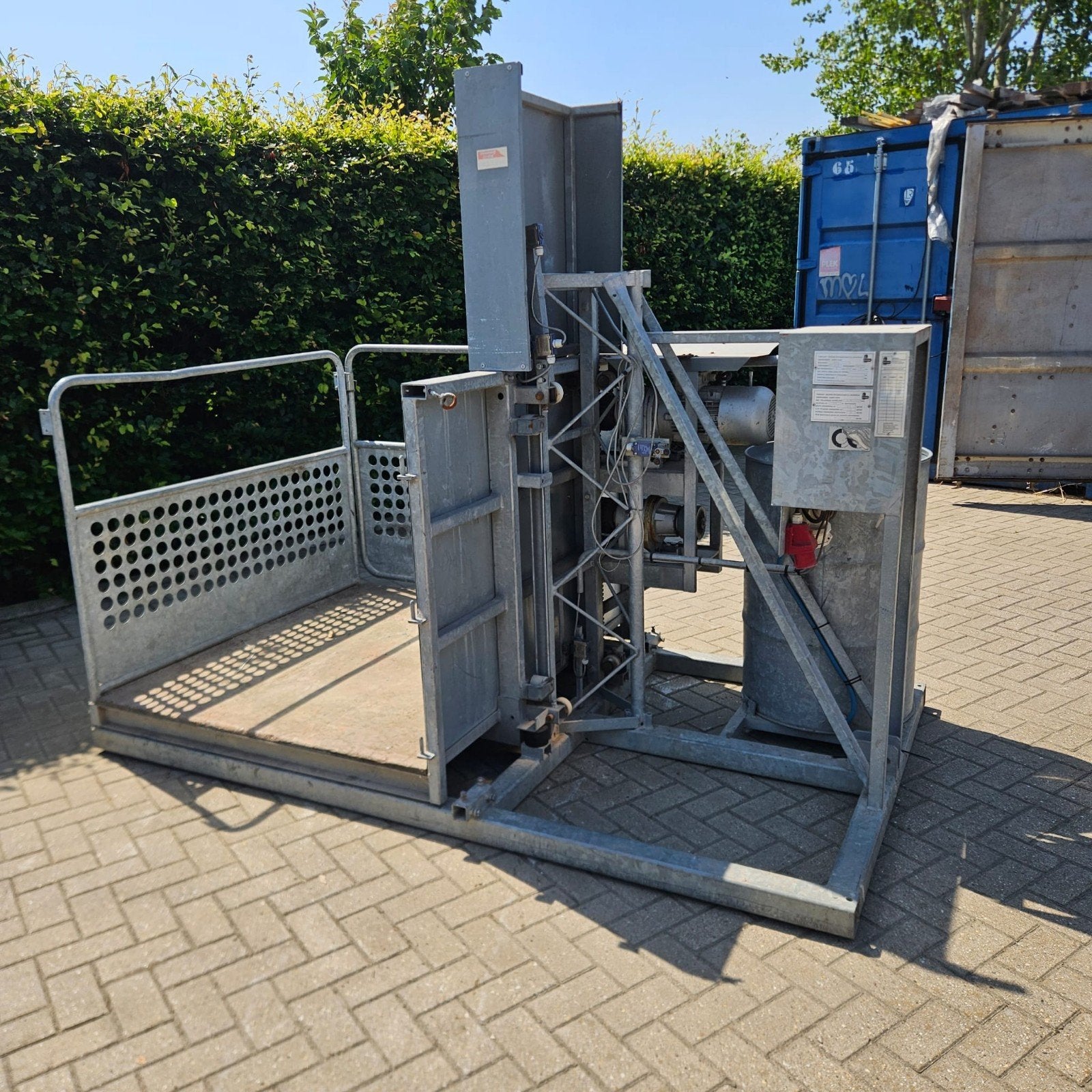 Bouwma WH400 TH bouwlift tandheugellift bj 2009