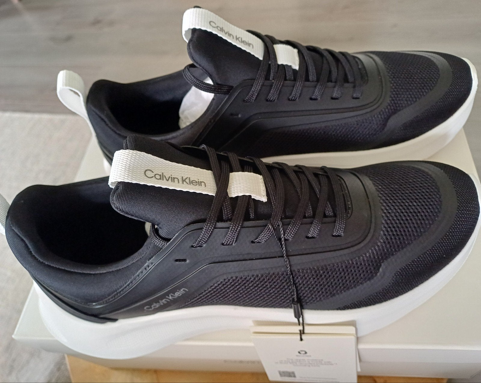 Calvin Klein licht gewicht hardloopsneakers mt 39, Ophalen of Verzenden, Nieuw