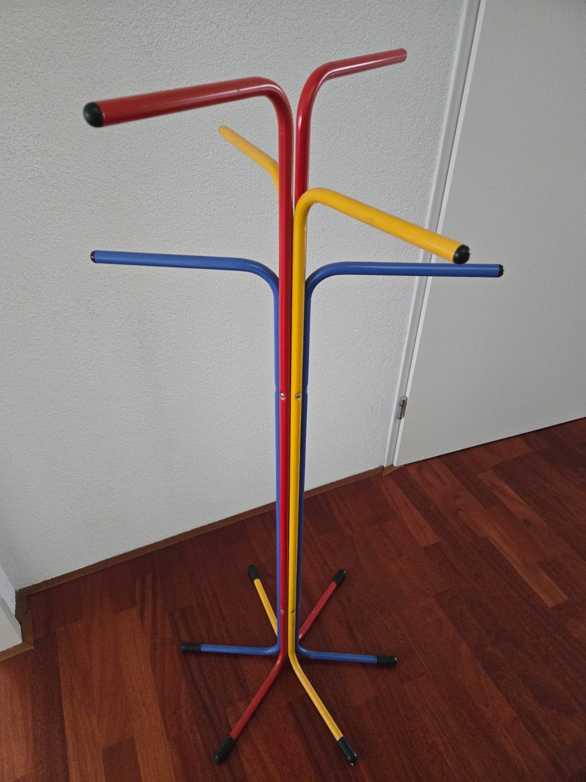 IKEA PLAGG staande kapstok, Memphis-stijl, Tord Björklund, Ophalen, Gebruikt, Metaal, Staande kapstok
