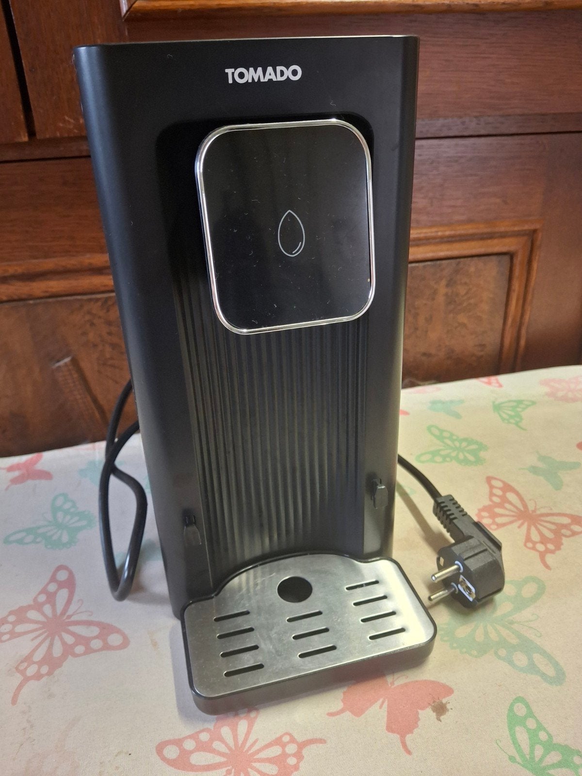 Heetwater dispenser Tomado, Witgoed en Apparatuur, Waterkokers, Ophalen, Zo goed als nieuw