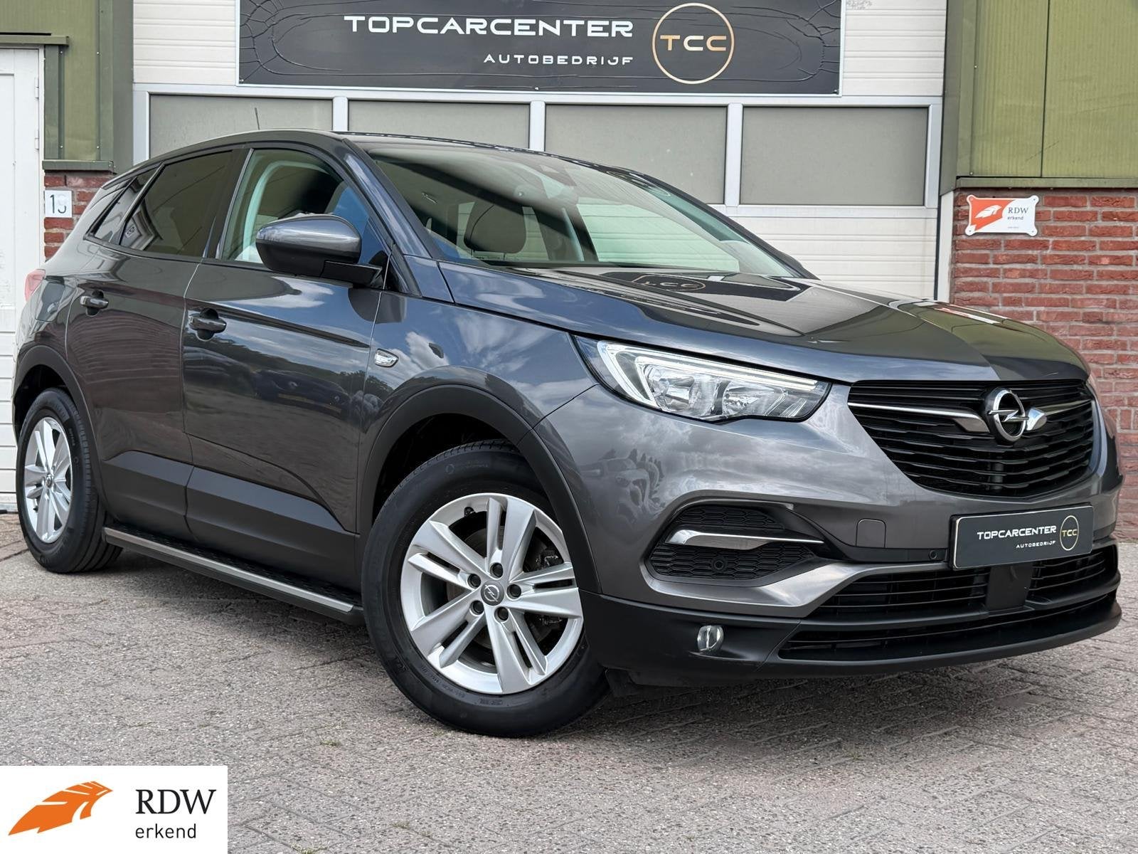 Opel Grandland X 1.2 Turbo Executive/STOELV/STUURV/TREKH/APK, Voorwielaandrijving, Gebruikt, Euro 6, 1199 cc