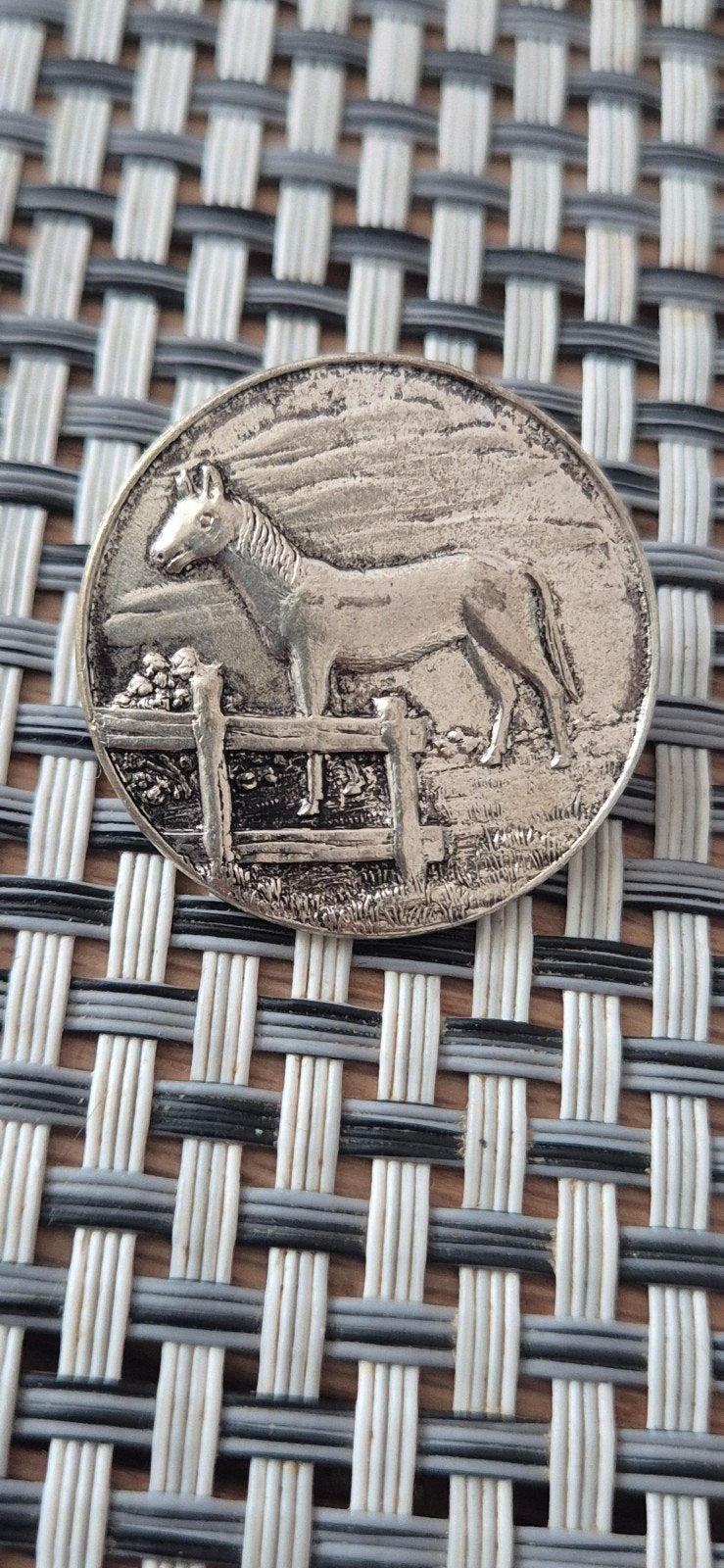 medailles van paarden evenement 1945, Postzegels en Munten, Ophalen of Verzenden, Overige materialen
