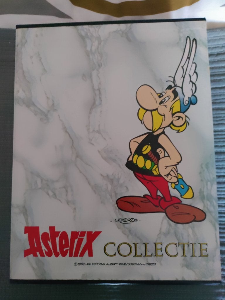 Asterix box, Boeken, Meerdere stripboeken, Ophalen of Verzenden, Zo goed als nieuw