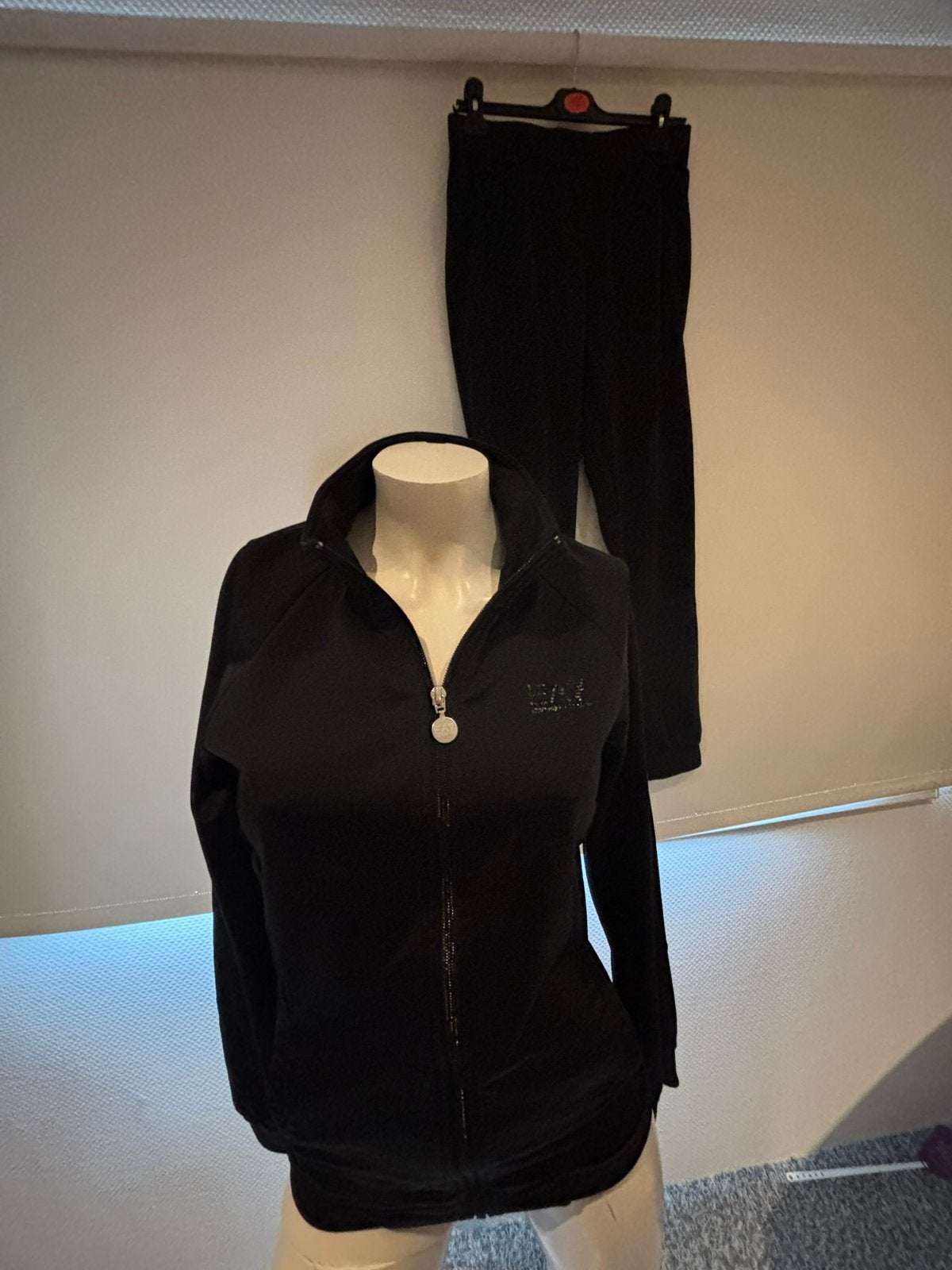 Armani huispak maat m, Ophalen of Verzenden, Zo goed als nieuw, Maat 38/40 (M), Zwart