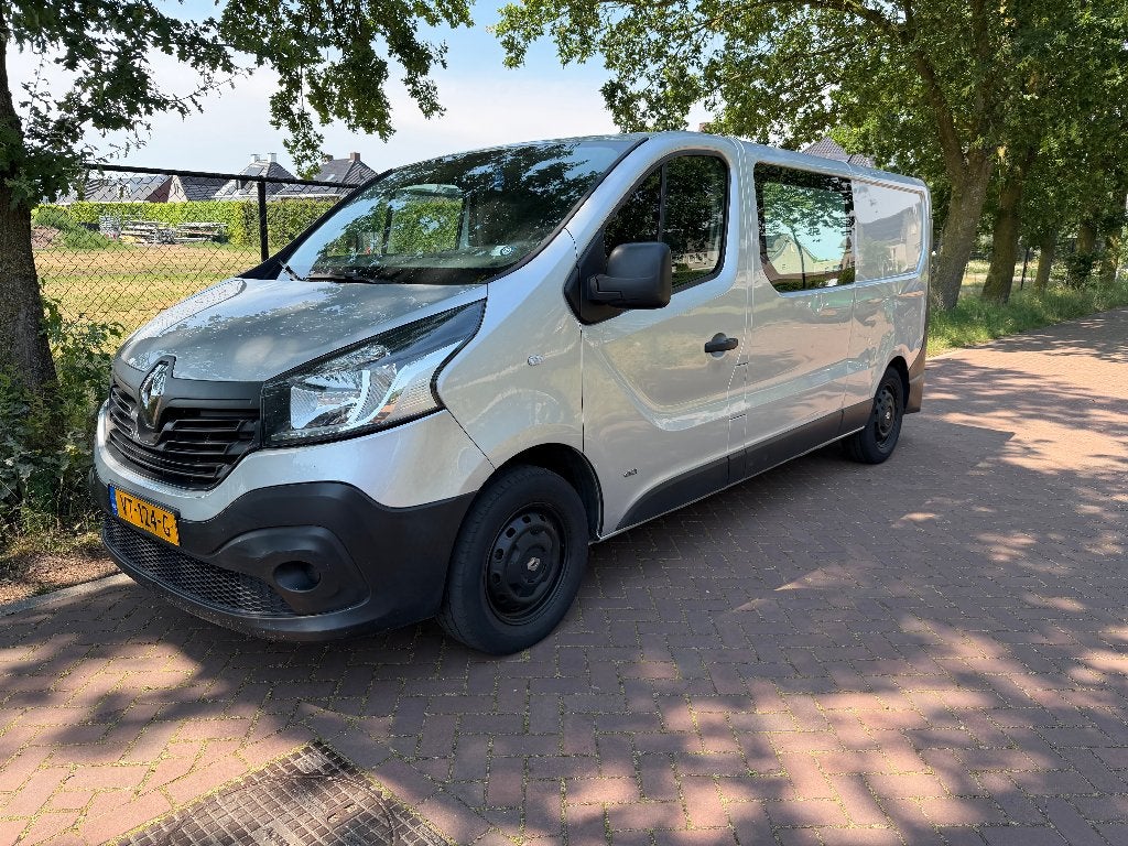 Renault Trafic 1.6 DCI Dubbele Cabine 140PK MARGE 2016 L2H1, Auto's, Bestelauto's, Voorwielaandrijving, Euro 5, Zwart, 4 cilinders