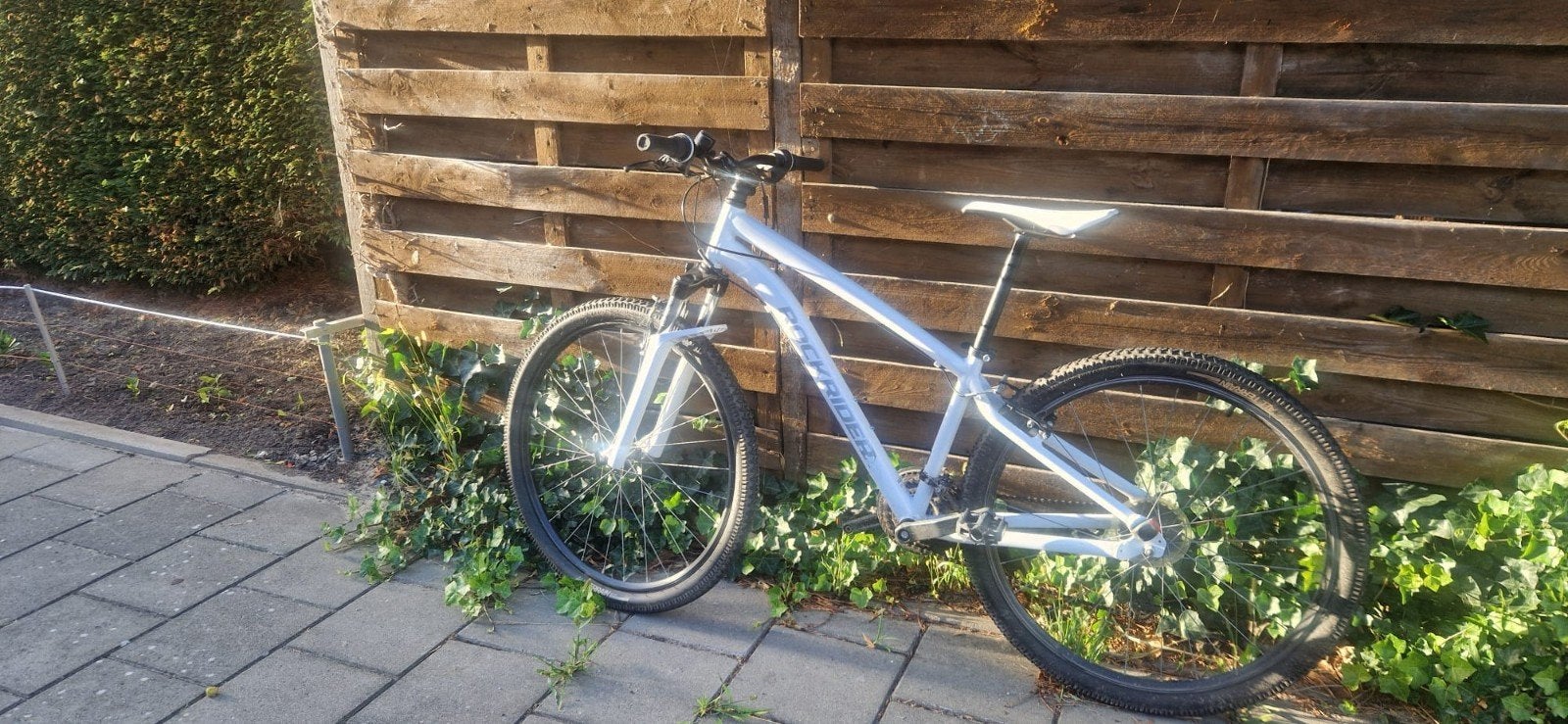 Rockrider ST 100 Mountainbike - Dames/Heren - Wit., Fietsen en Brommers, Velgrem, 49 tot 53 cm, Zo goed als nieuw, Dames