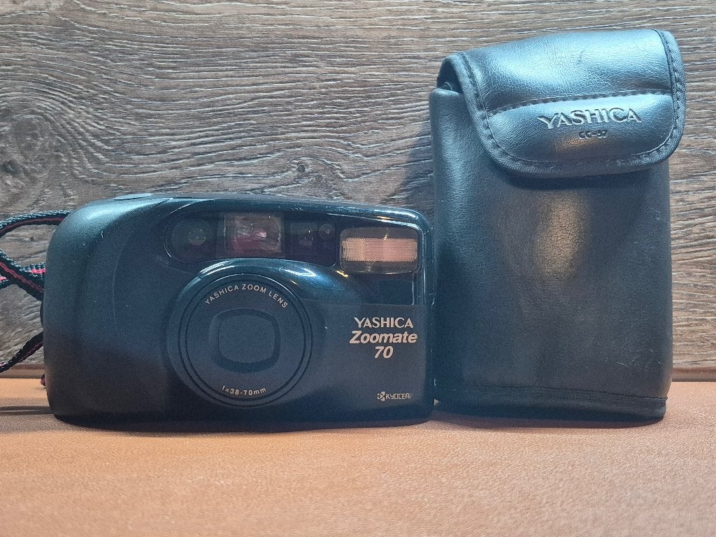 Yashica Zoomate 70, Ophalen of Verzenden, Gebruikt, Compact, Overige Merken