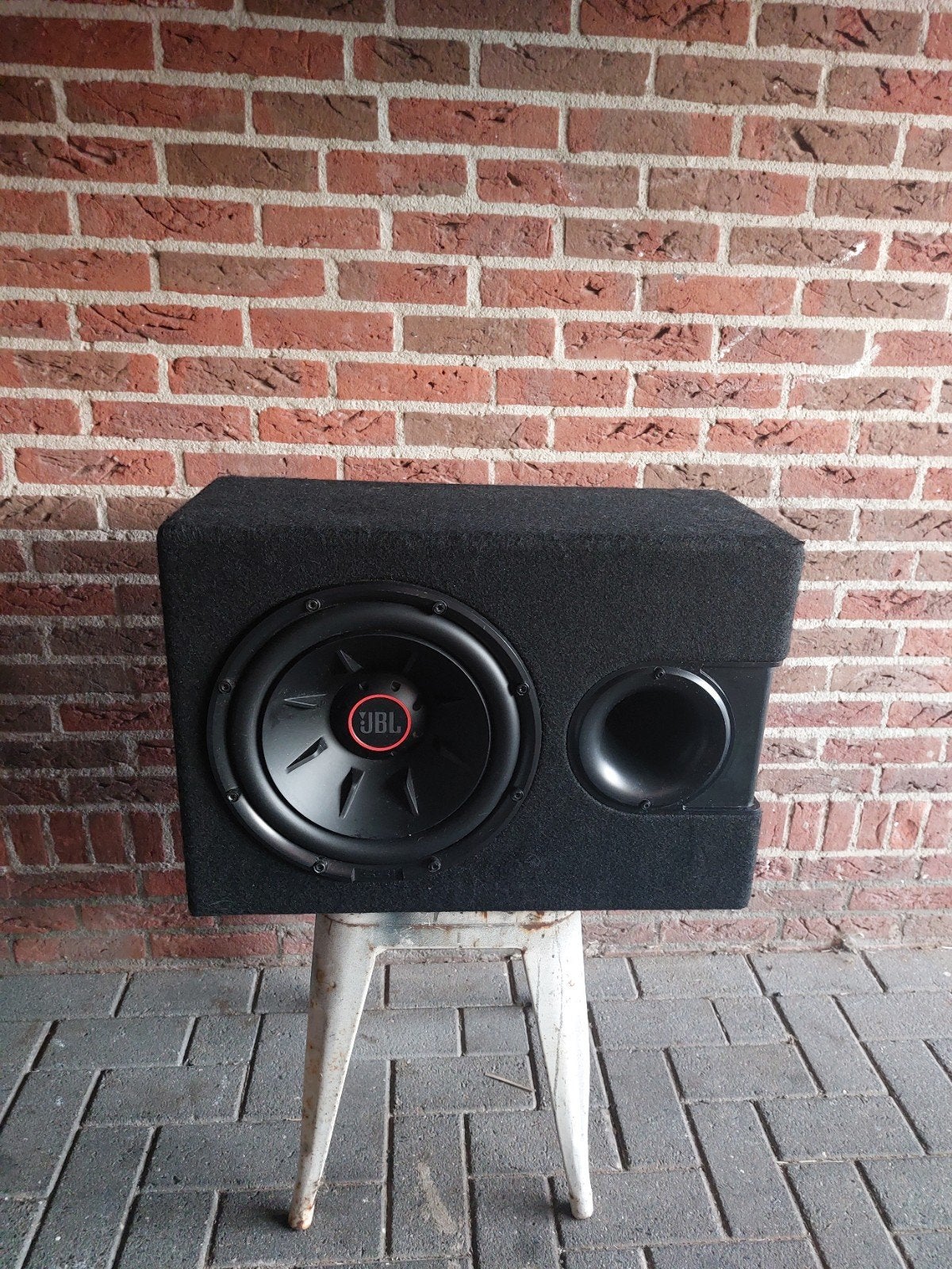 jbl subwoofer, Auto diversen, Autospeakers, Ophalen, Zo goed als nieuw