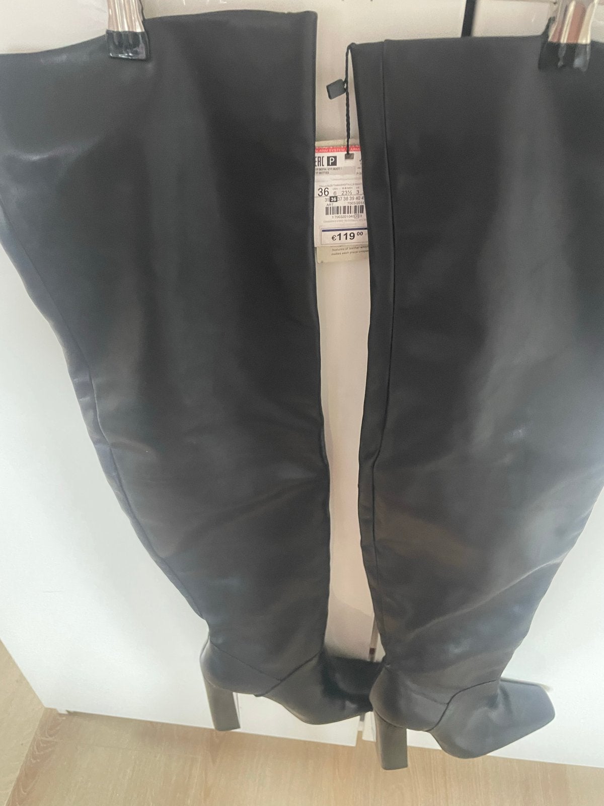 Zara Leren Overknee Laarzen Maat 36 Zwart Nieuw, Ophalen of Verzenden, Nieuw, Zwart, Hoge laarzen
