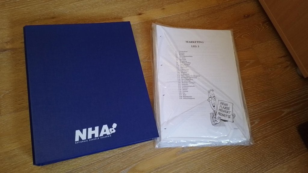 z.g.a.n. NHA cursus AOV, Ophalen of Verzenden, Zo goed als nieuw, Alpha, N.H.A.