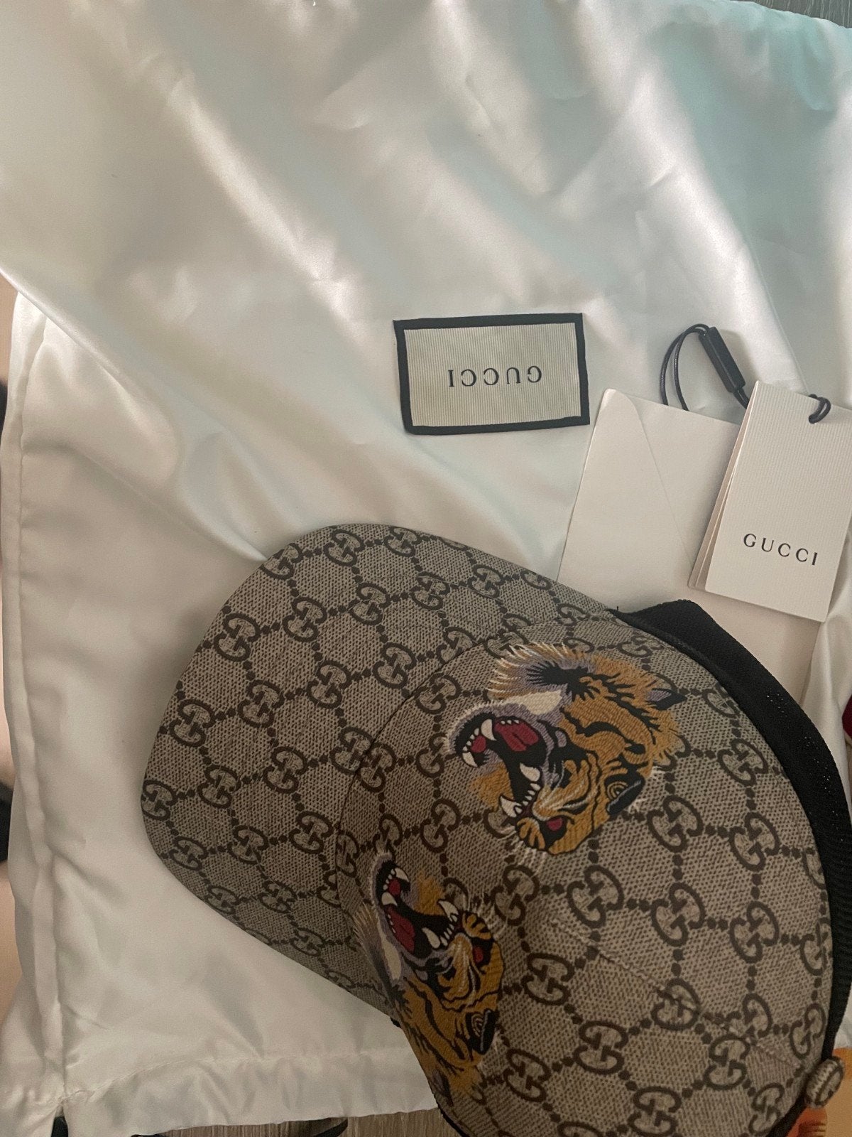 Gucci Tijger Baseballpet Limited Editie Maat M met Bon, Ophalen of Verzenden, Zo goed als nieuw, Gucci, Pet