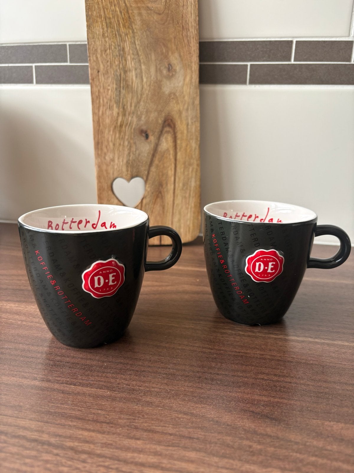 Douwe Egberts Rotterdam koffiekopjes - Set van 2, Huis en Inrichting, Keuken | Servies, Keramiek, Ophalen of Verzenden, Zo goed als nieuw