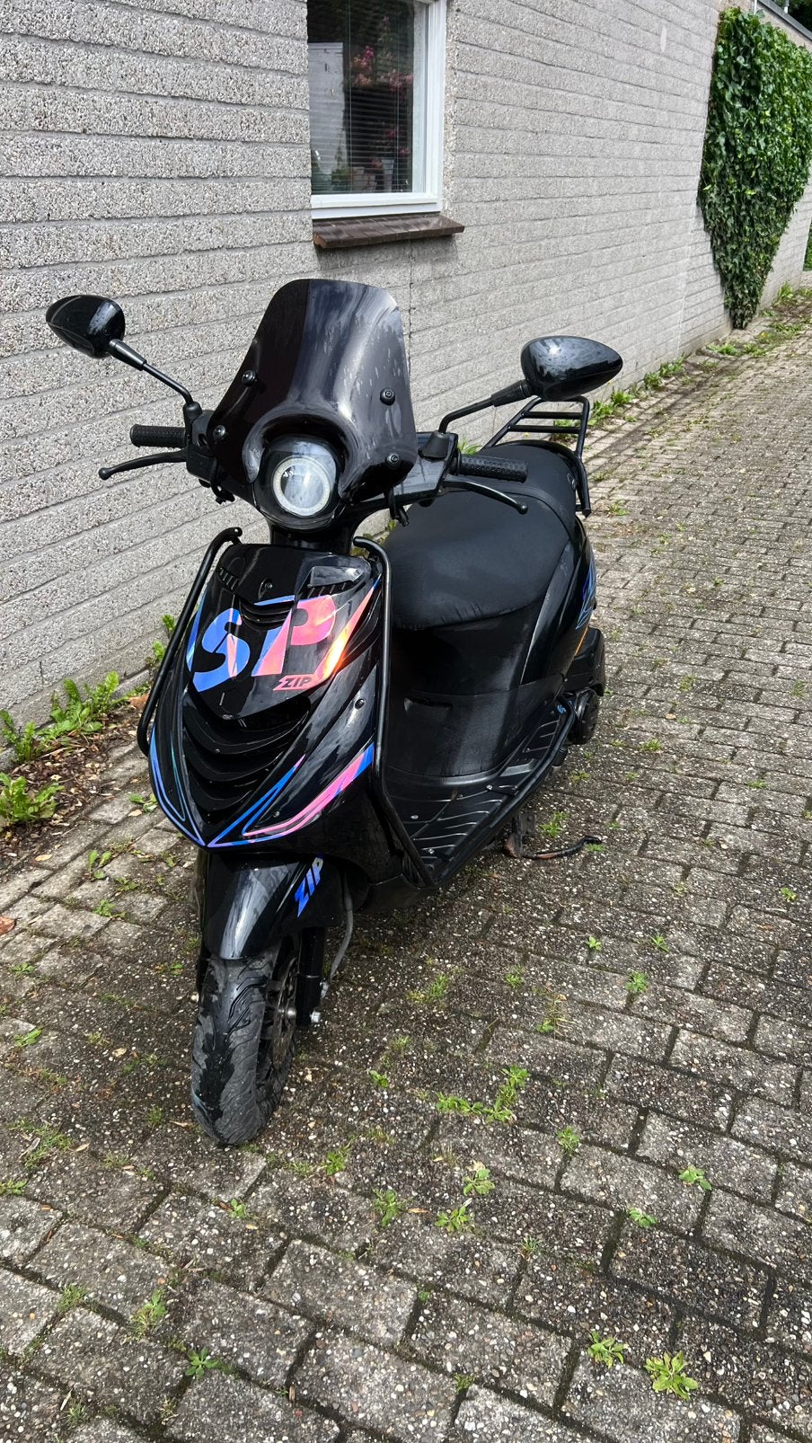 Piaggio Zip 2020 80cc, Fietsen en Brommers, Scooters | Piaggio, Ophalen, Zo goed als nieuw, Benzine, Zip