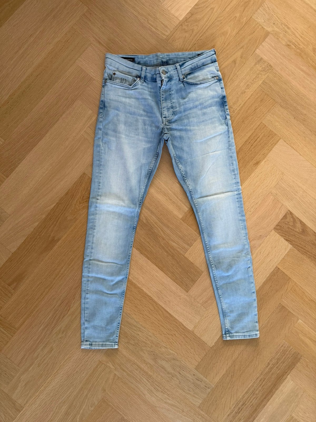 Daily Aesthetikz Skinny Jeans W31 L32 Lichtblauw, Kleding | Heren, Spijkerbroeken en Jeans, Ophalen of Verzenden, Zo goed als nieuw