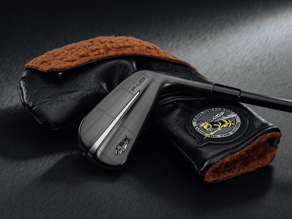 TaylorMade P-UDI Bomber 2026 1i - RH STIFF | Nieuw & sealed, Sport en Fitness, Ophalen of Verzenden, Nieuw, Club, Overige merken
