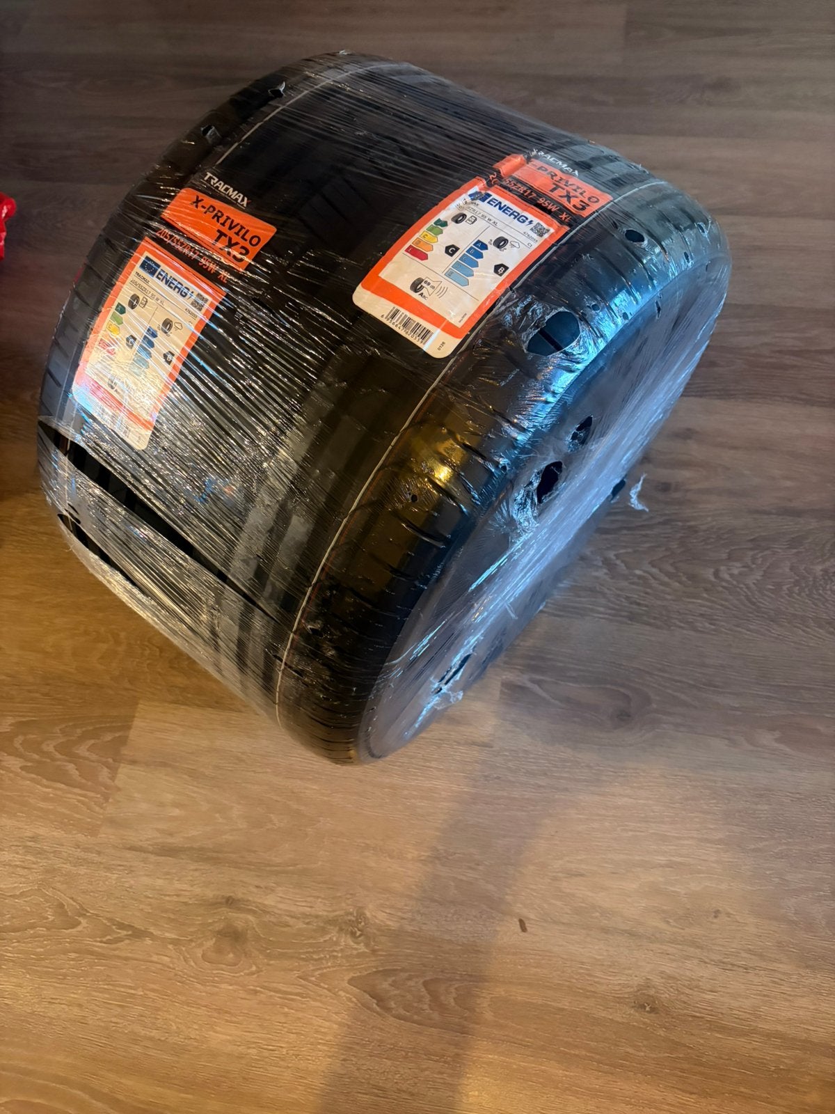 2 Gloednieuwe Tracmax zomerbanden 205/55R17 95W XL, Ophalen, Nieuw, 17 inch, 205 mm