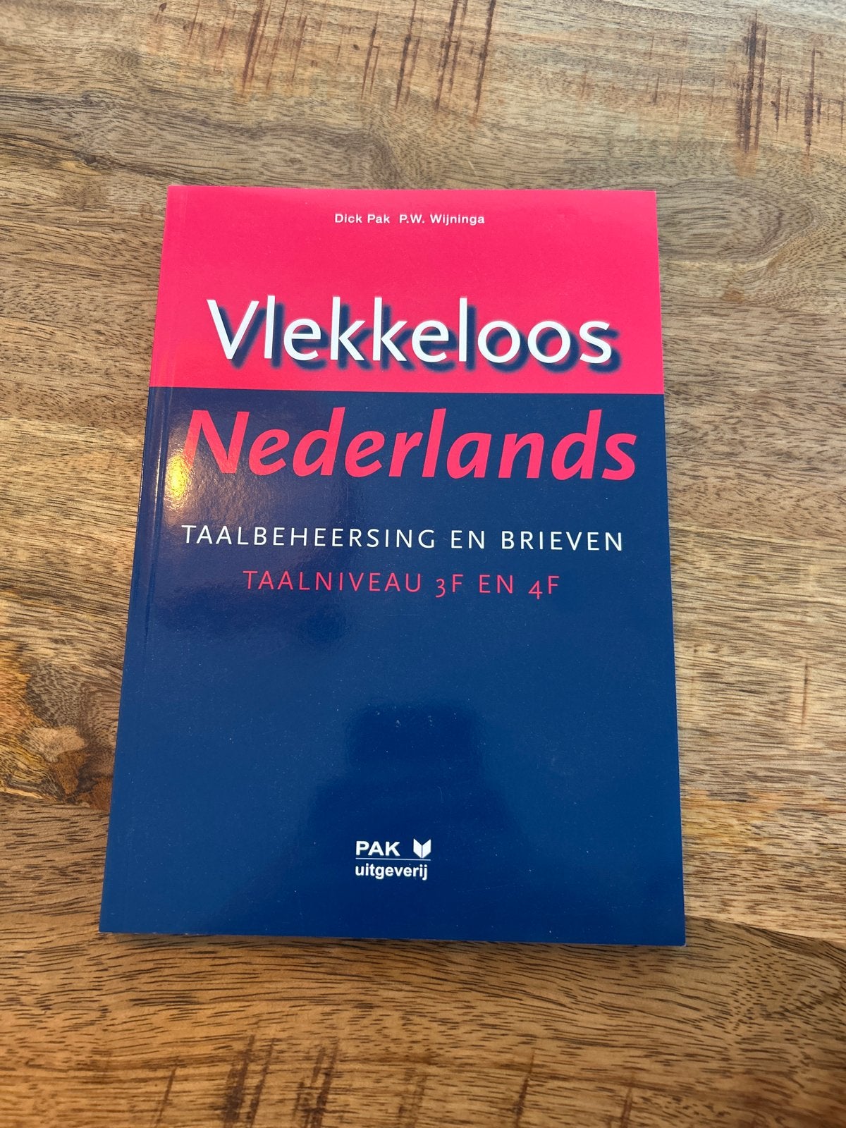 Vlekkeloos Nederlands - Taalbeheersing en Brieven, Boeken, Ophalen of Verzenden, Gamma, Zo goed als nieuw, HBO